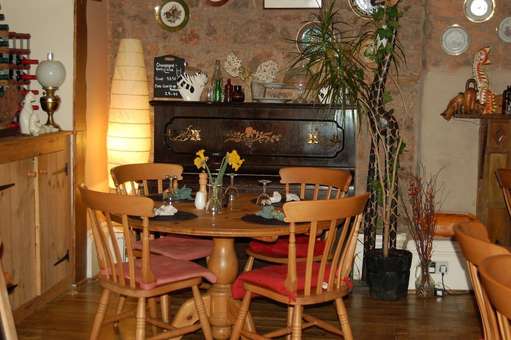 The Mitre Inn Witheridge Exterior photo