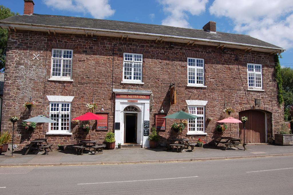 The Mitre Inn Witheridge Exterior photo