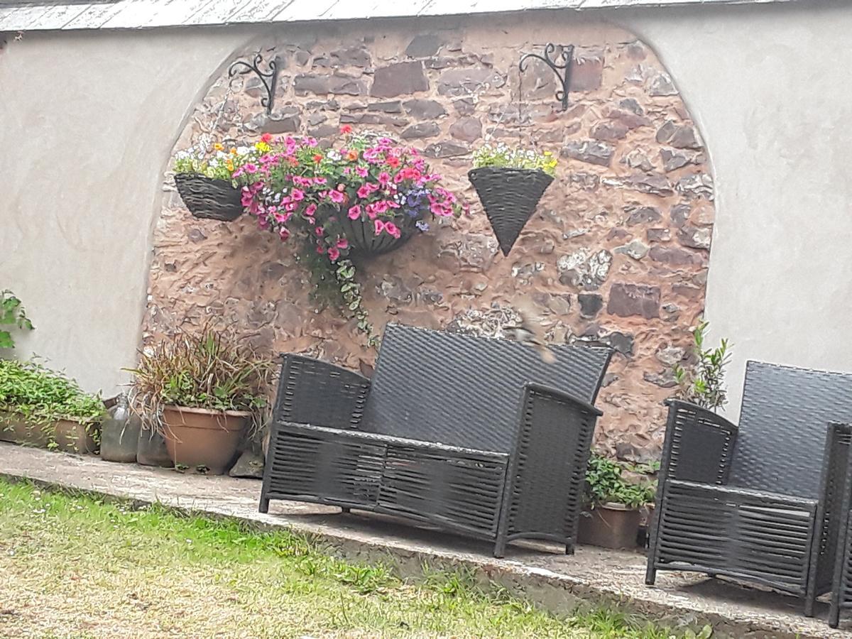 The Mitre Inn Witheridge Exterior photo